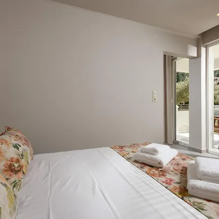 Aeliana Thassos & Lofts